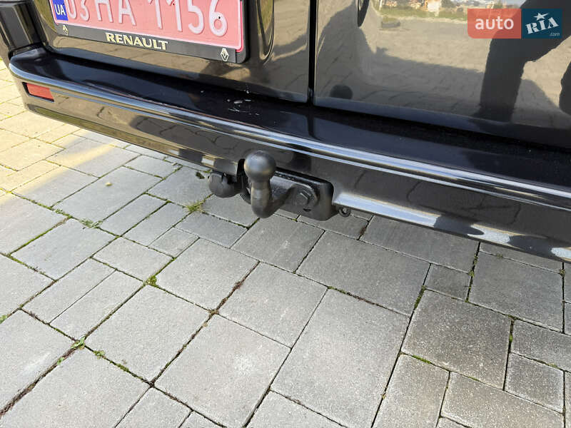 Минивэн Renault Trafic 2014 в Ровно фото 38 Минивэн Renault Trafic 2014 в Ровно