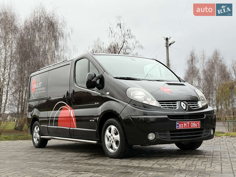 Грузовой фургон Renault Trafic 2012 в Ровно