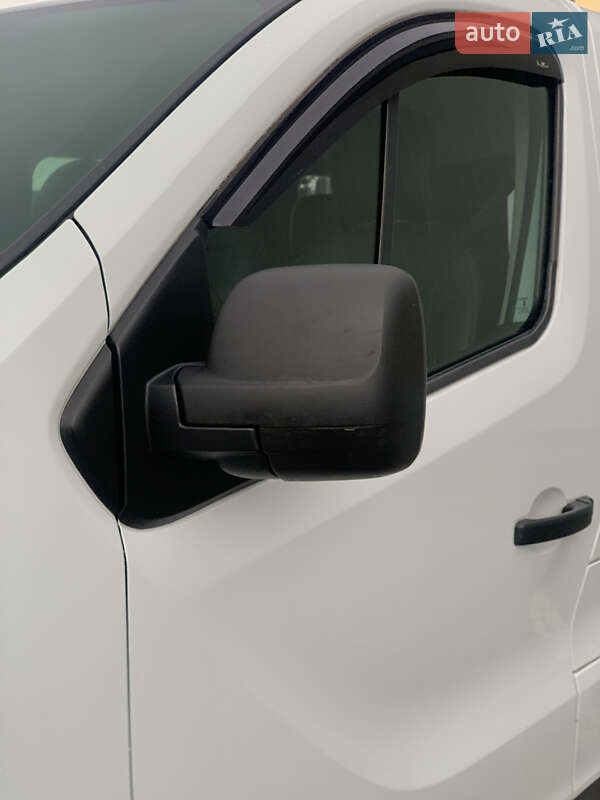 Минивэн Renault Trafic 2015 в Ивано-Франковске фото 10 Минивэн Renault Trafic 2015 в Ивано-Франковске