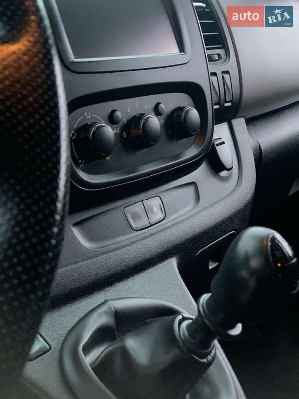 Минивэн Renault Trafic 2015 в Ивано-Франковске фото 23 Минивэн Renault Trafic 2015 в Ивано-Франковске