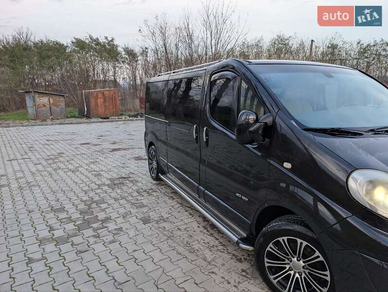 Минивэн Renault Trafic 2007 в Кицмани фото 2 Минивэн Renault Trafic 2007 в Кицмани