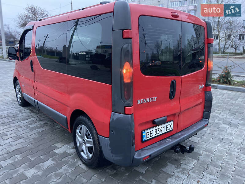 Минивэн Renault Trafic 2004 в Николаеве фото 6 Минивэн Renault Trafic 2004 в Николаеве