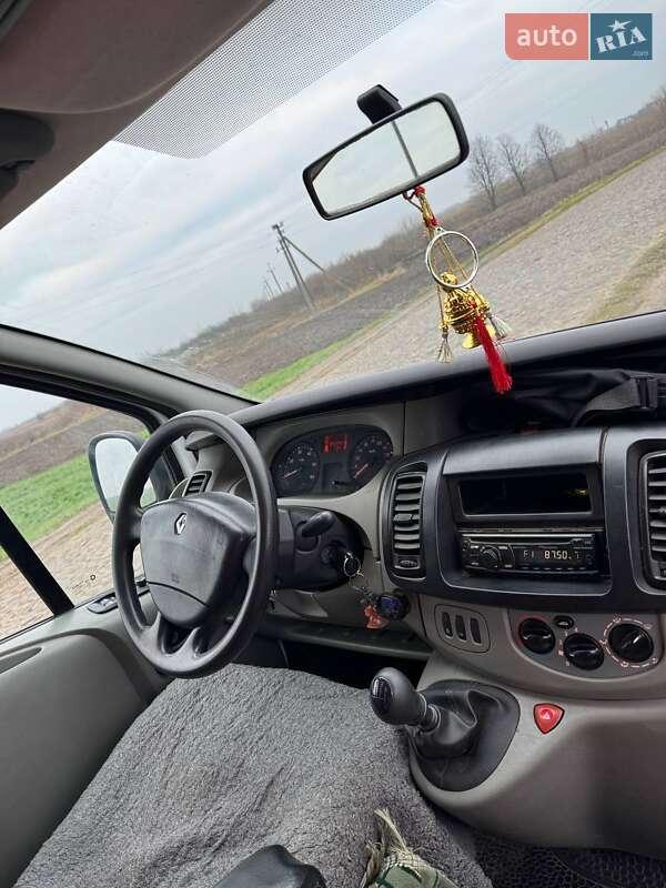Минивэн Renault Trafic 2008 в Сарнах фото 2 Минивэн Renault Trafic 2008 в Сарнах