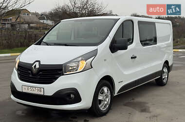 Грузопассажирский фургон Renault Trafic 2017 в Ирпене