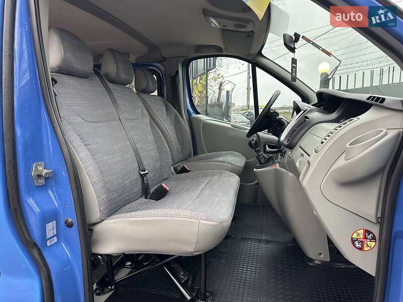 Минивэн Renault Trafic 2011 в Киеве