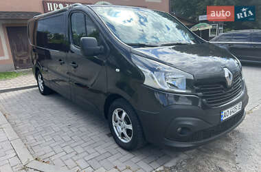 Минивэн Renault Trafic 2015 в Красилове
