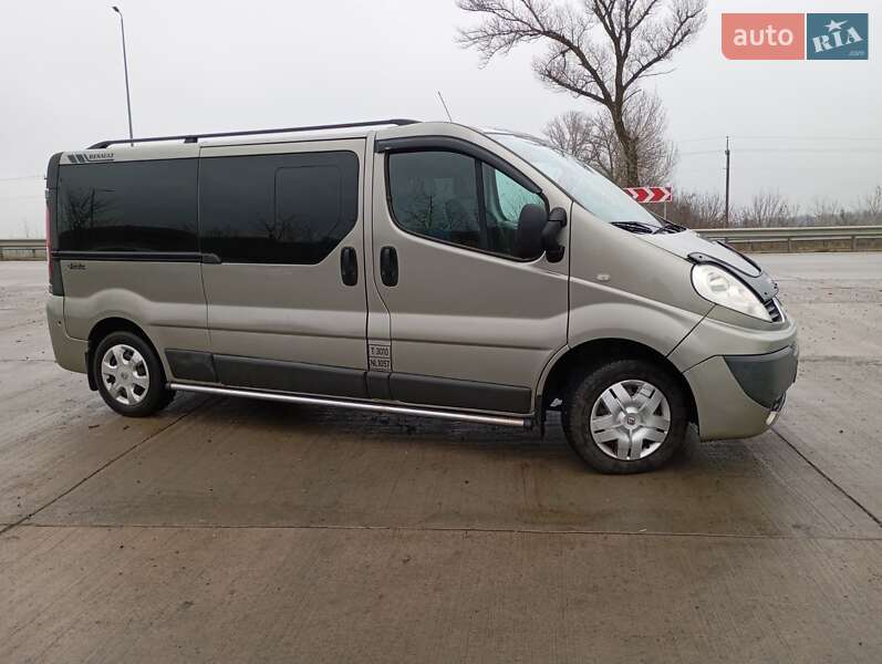 Renault Trafic 2011 Renault Trafic 2011