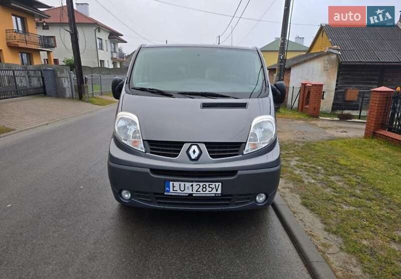 Renault Trafic 2012 Renault Trafic 2012