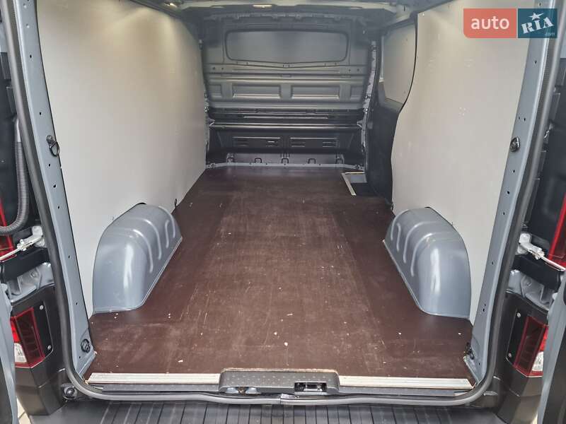 Вантажний фургон Renault Trafic 2020 в Козятині