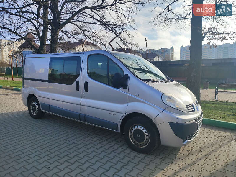 Грузопассажирский фургон Renault Trafic 2012 в Киеве фото 7 Грузопассажирский фургон Renault Trafic 2012 в Киеве