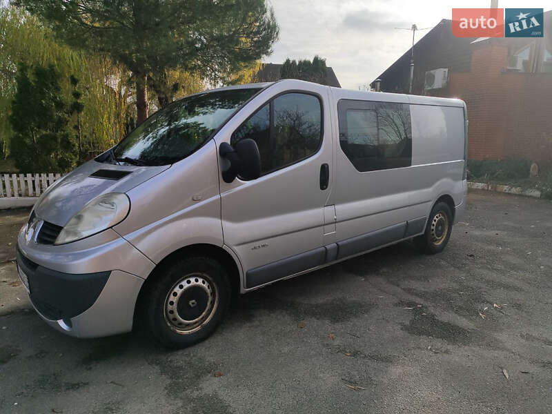 Грузопассажирский фургон Renault Trafic 2012 в Киеве фото 14 Грузопассажирский фургон Renault Trafic 2012 в Киеве