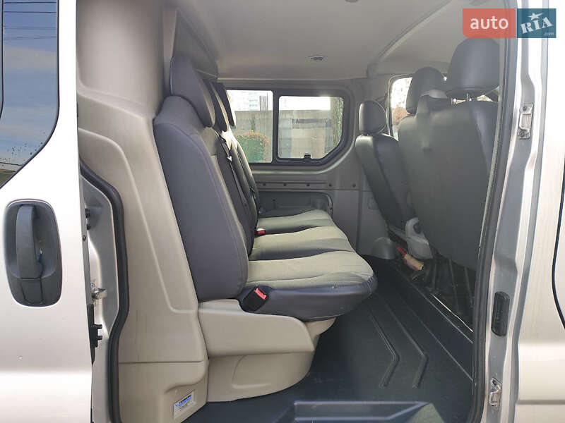 Грузопассажирский фургон Renault Trafic 2012 в Киеве фото 33 Грузопассажирский фургон Renault Trafic 2012 в Киеве