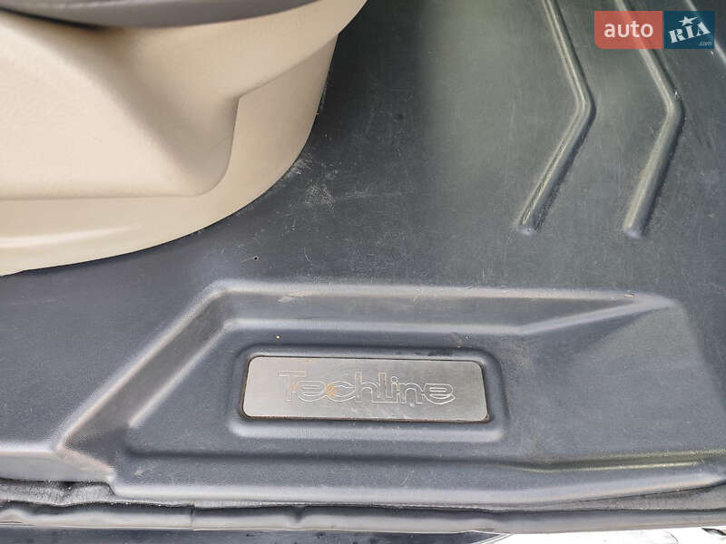 Грузопассажирский фургон Renault Trafic 2012 в Киеве фото 30 Грузопассажирский фургон Renault Trafic 2012 в Киеве