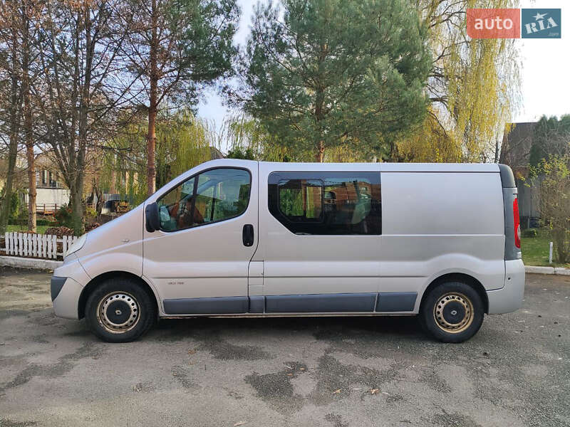 Грузопассажирский фургон Renault Trafic 2012 в Киеве фото 35 Грузопассажирский фургон Renault Trafic 2012 в Киеве