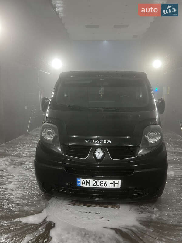Минивэн Renault Trafic 2008 в Переяславе