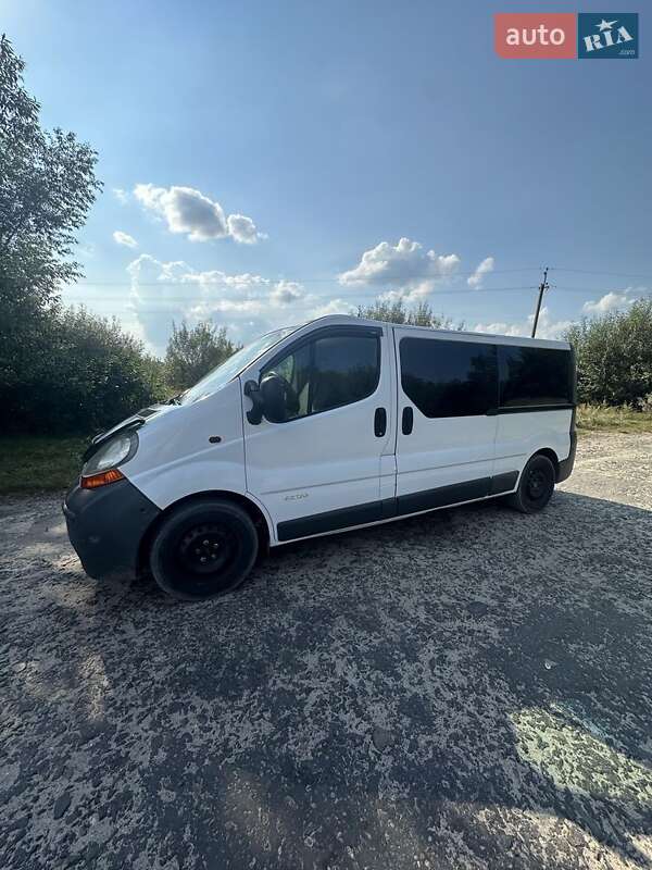 Renault Trafic 2003 Renault Trafic 2003