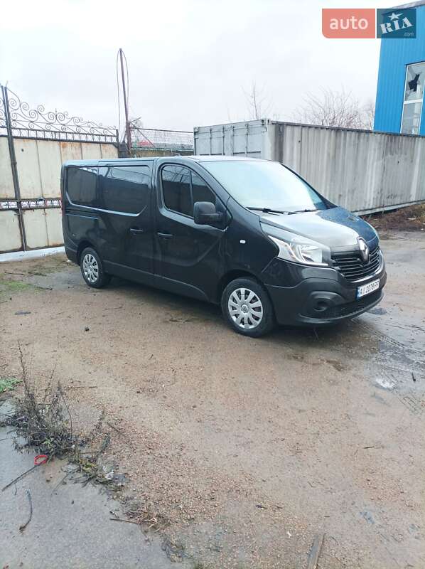 Грузовой фургон Renault Trafic 2016 в Чернигове