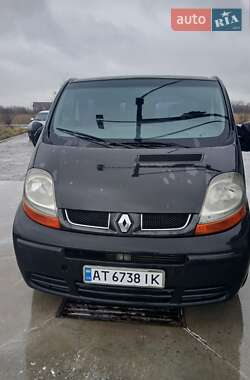 Мінівен Renault Trafic 2004 в Тлумачі
