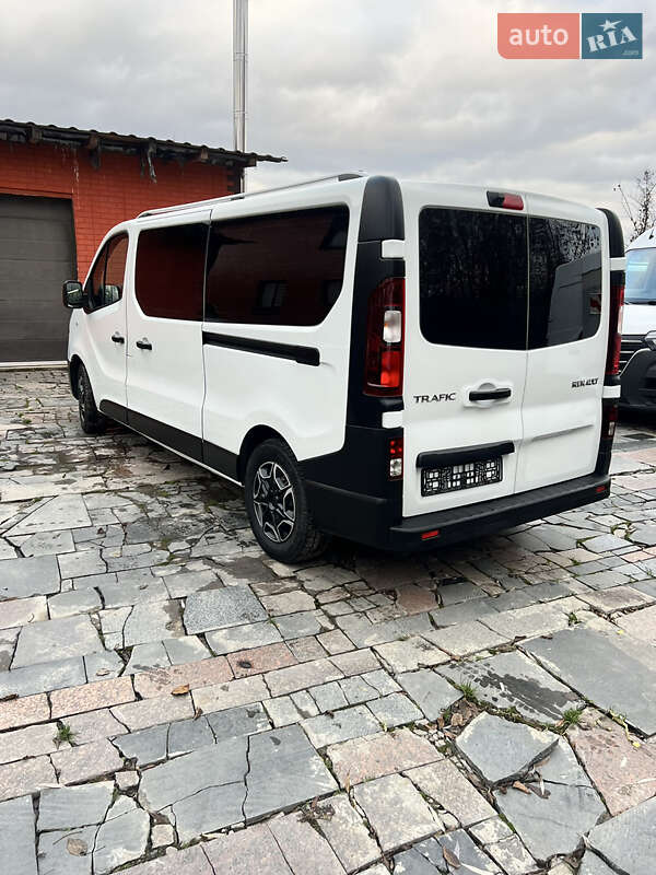 Минивэн Renault Trafic 2021 в Коростене