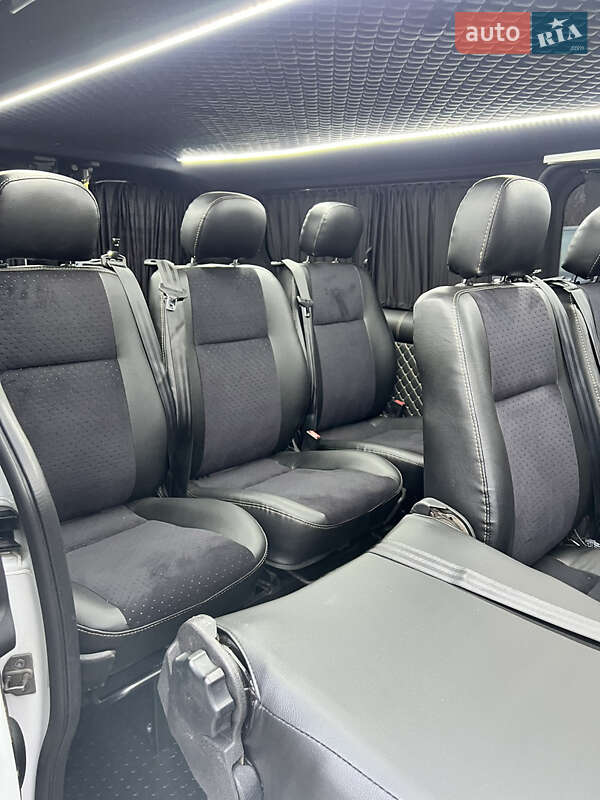 Минивэн Renault Trafic 2021 в Коростене