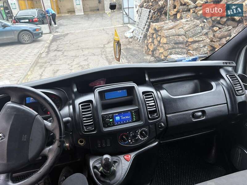 Микроавтобус Renault Trafic 2012 в Одессе