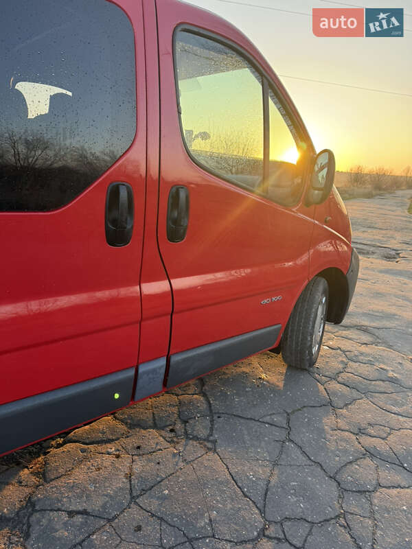 Мінівен Renault Trafic 2002 в Яворові