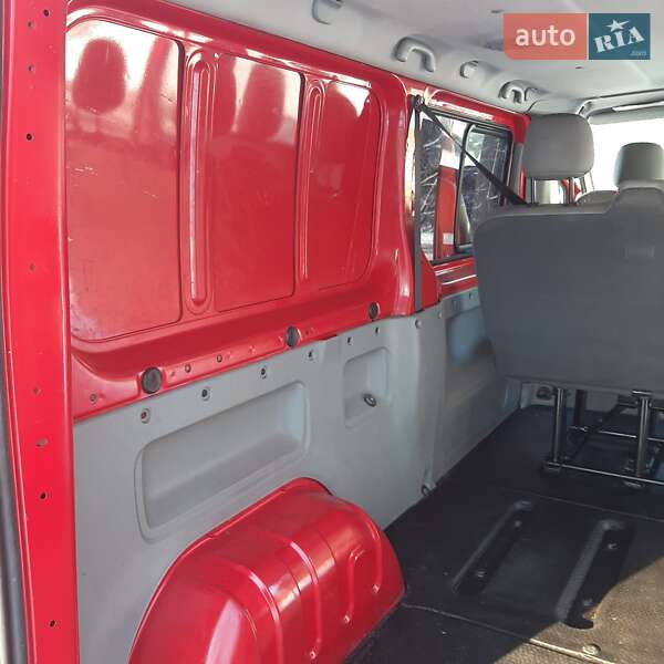 Грузопассажирский фургон Renault Trafic 2010 в Полтаве