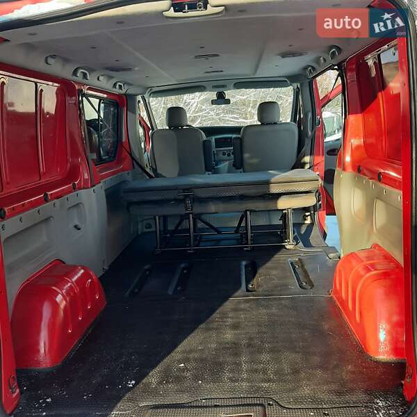 Грузопассажирский фургон Renault Trafic 2010 в Полтаве