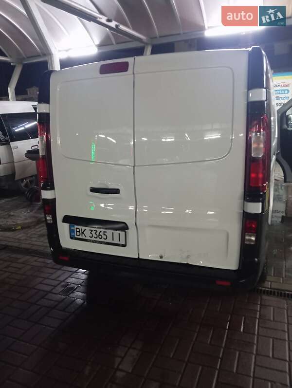Грузовой фургон Renault Trafic 2017 в Ровно фото 3 Грузовой фургон Renault Trafic 2017 в Ровно