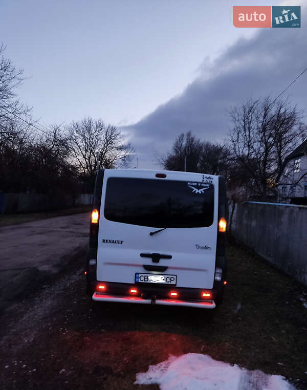Микроавтобус Renault Trafic 2006 в Талалаевке
