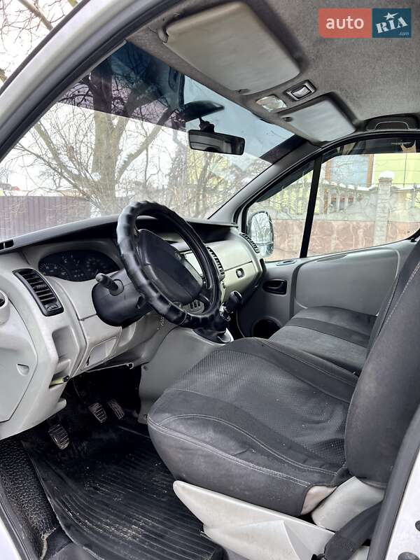 Грузовой фургон Renault Trafic 2003 в Павлограде фото 10 Грузовой фургон Renault Trafic 2003 в Павлограде