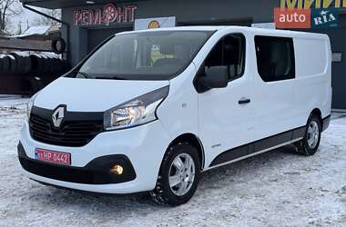 Грузопассажирский фургон Renault Trafic 2017 в Ирпене