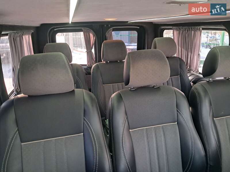 Мінівен Renault Trafic 2016 в Івано-Франківську