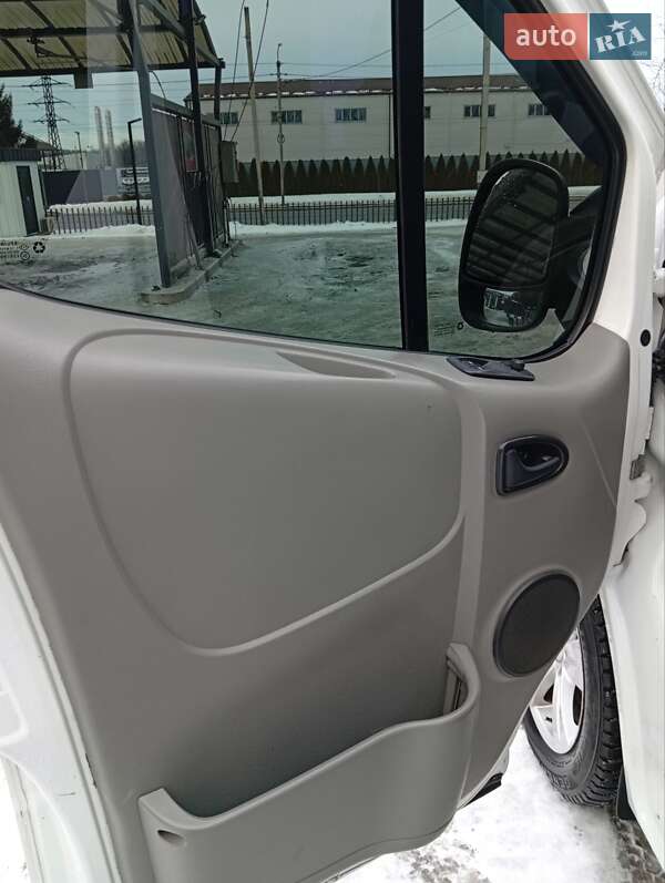 Минивэн Renault Trafic 2007 в Белой Церкви фото 9 Минивэн Renault Trafic 2007 в Белой Церкви