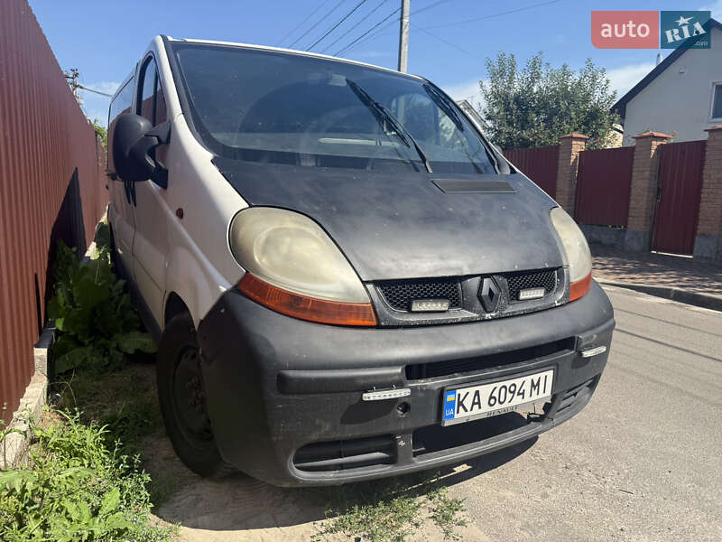 Минивэн Renault Trafic 2004 в Василькове
