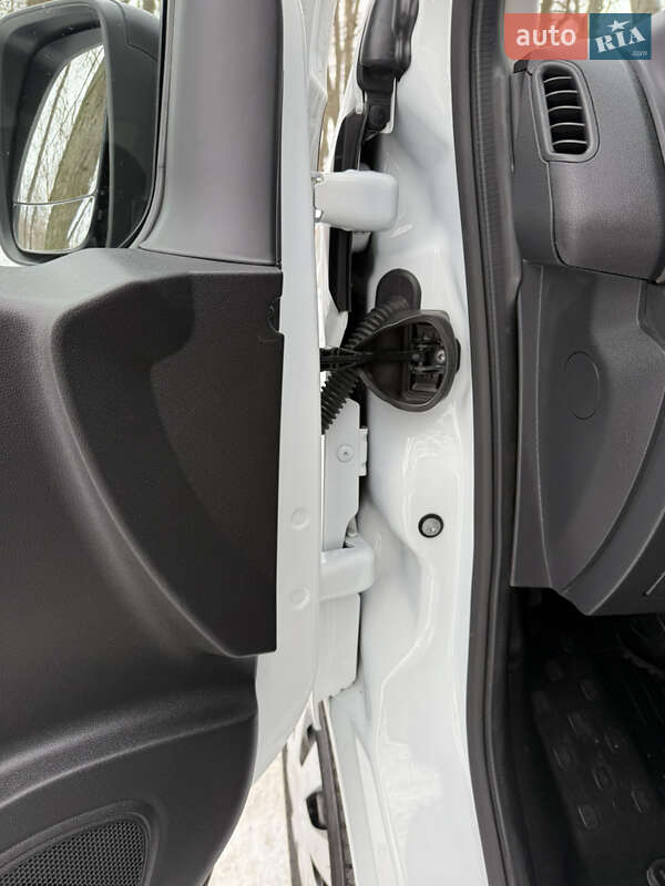 Грузовой фургон Renault Trafic 2021 в Казатине фото 43 Грузовой фургон Renault Trafic 2021 в Казатине