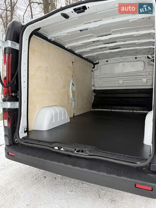 Грузовой фургон Renault Trafic 2021 в Казатине фото 48 Грузовой фургон Renault Trafic 2021 в Казатине