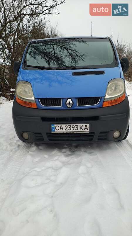 Renault Trafic 2004