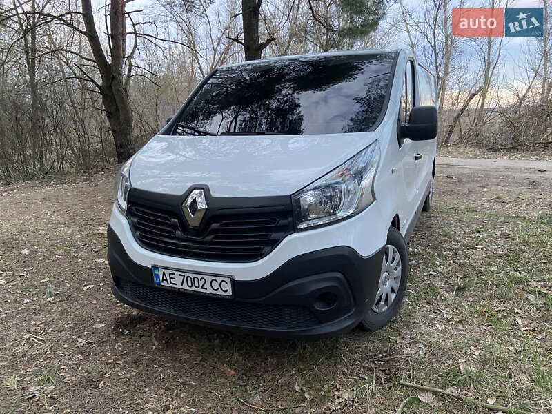Грузовой фургон Renault Trafic 2016 в Днепре