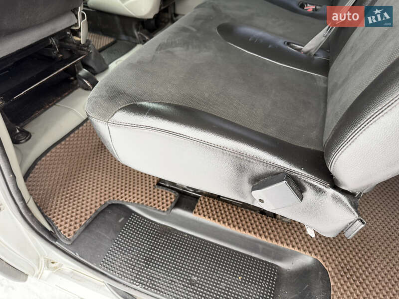 Минивэн Renault Trafic 2011 в Ровно