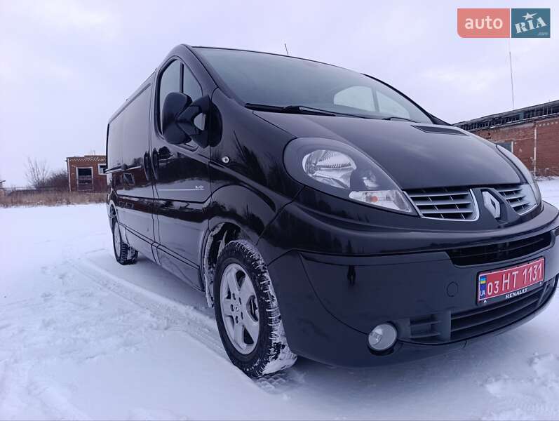 Вантажний фургон Renault Trafic 2013 в Василькові