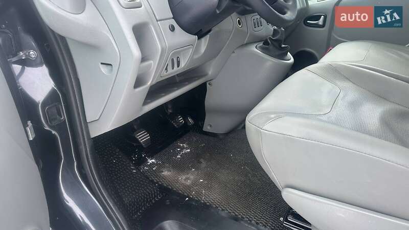 Минивэн Renault Trafic 2011 в Дубно