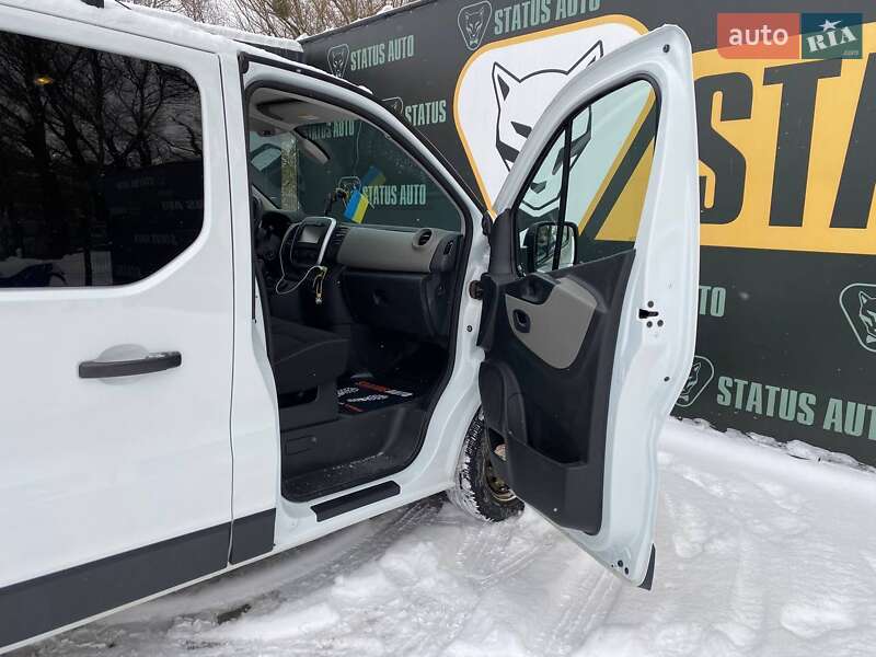 Минивэн Renault Trafic 2017 в Хмельницком