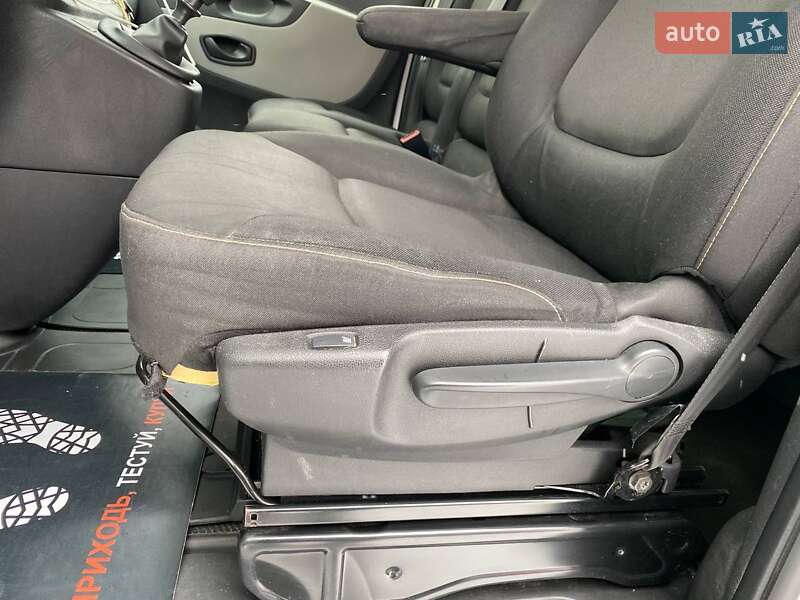 Минивэн Renault Trafic 2017 в Хмельницком