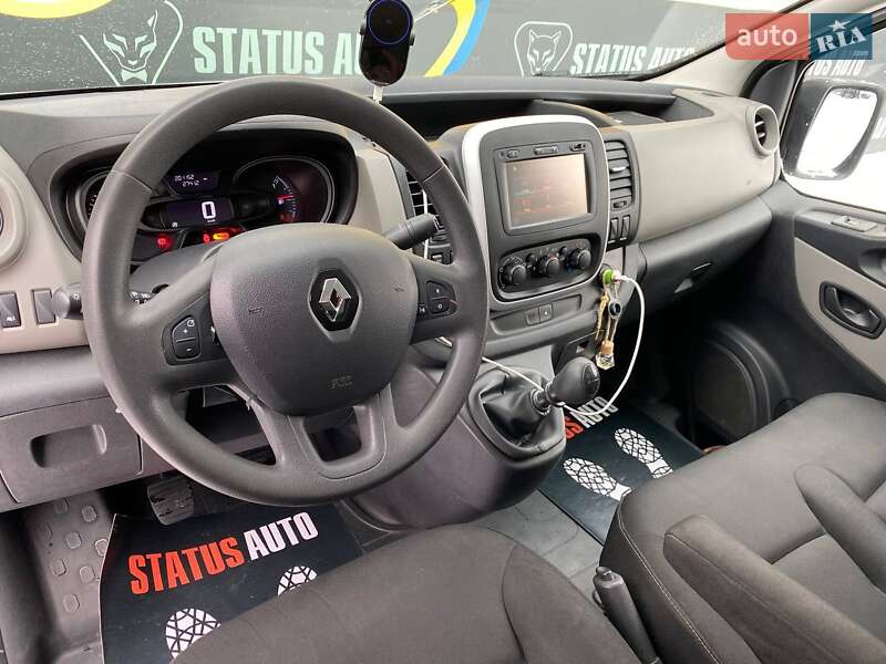 Минивэн Renault Trafic 2017 в Хмельницком