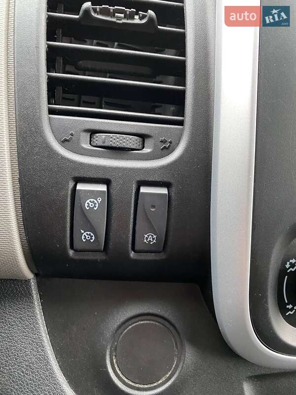 Минивэн Renault Trafic 2017 в Хмельницком