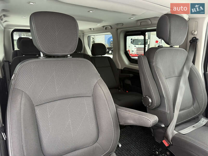Минивэн Renault Trafic 2020 в Коломые фото 54 Минивэн Renault Trafic 2020 в Коломые
