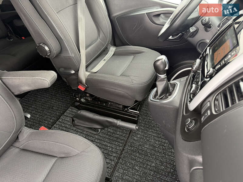 Минивэн Renault Trafic 2020 в Коломые фото 53 Минивэн Renault Trafic 2020 в Коломые