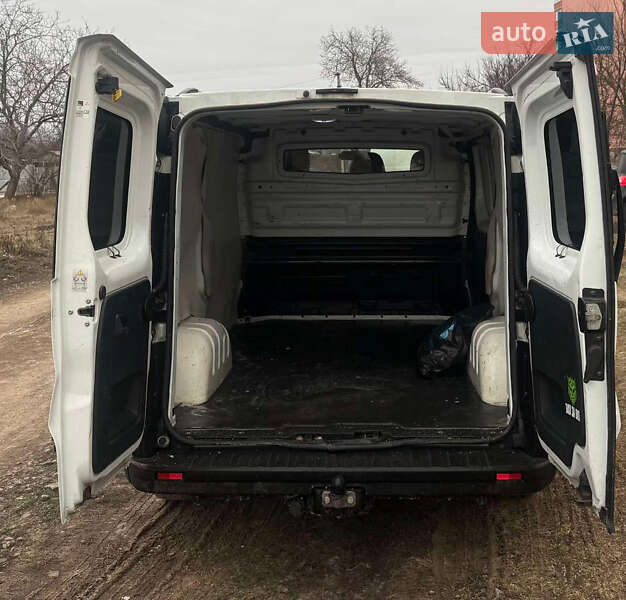 Грузовой фургон Renault Trafic 2016 в Полтаве