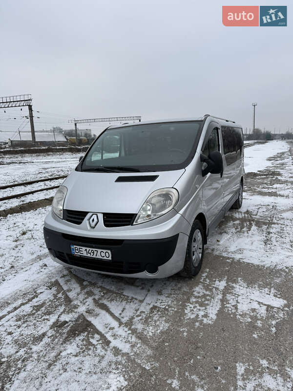 Минивэн Renault Trafic 2008 в Миргороде
